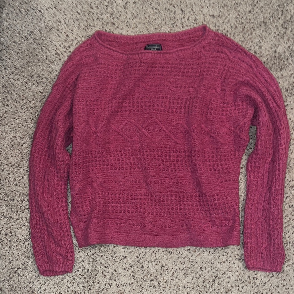 Abercrombie pink sweater. Never worn